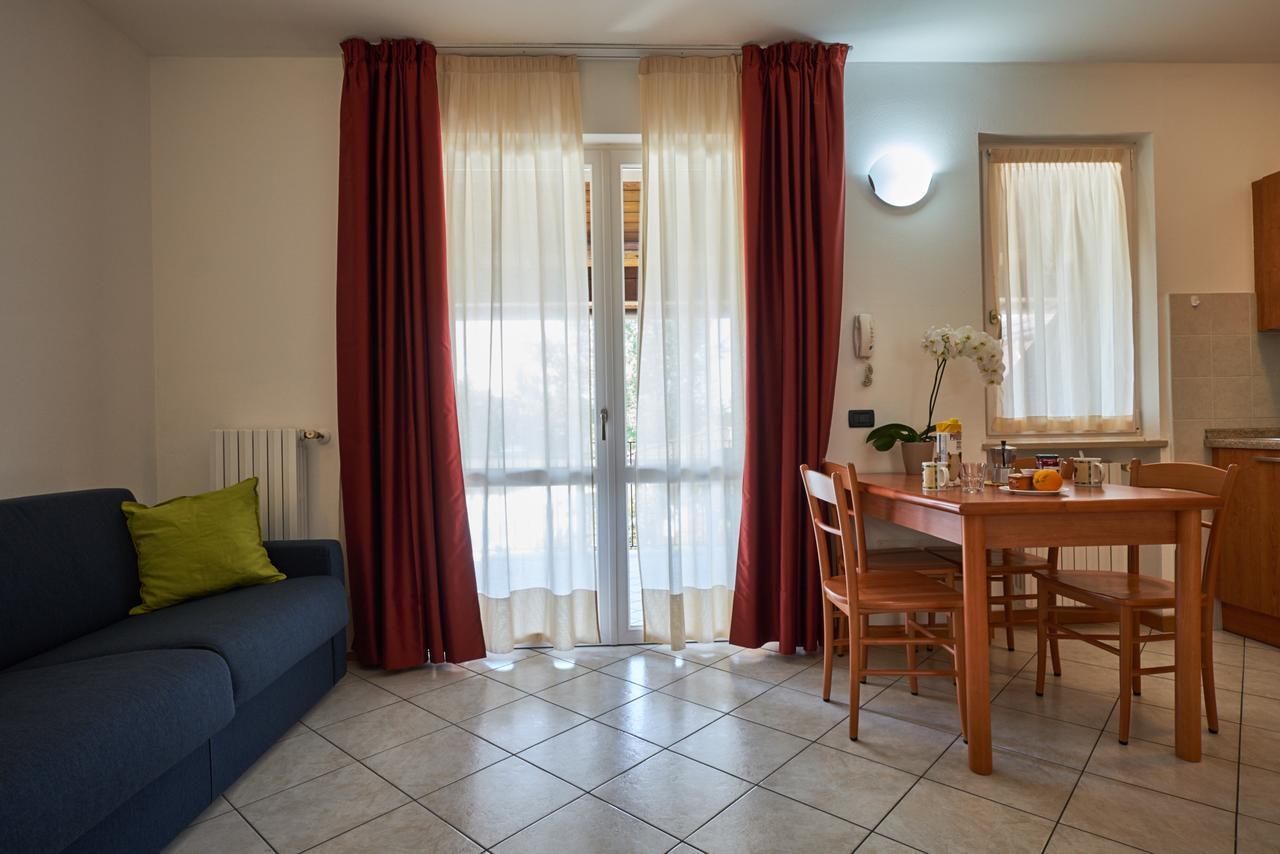 Villaggio Turistico Lugana Marina Sirmione Bagian luar foto