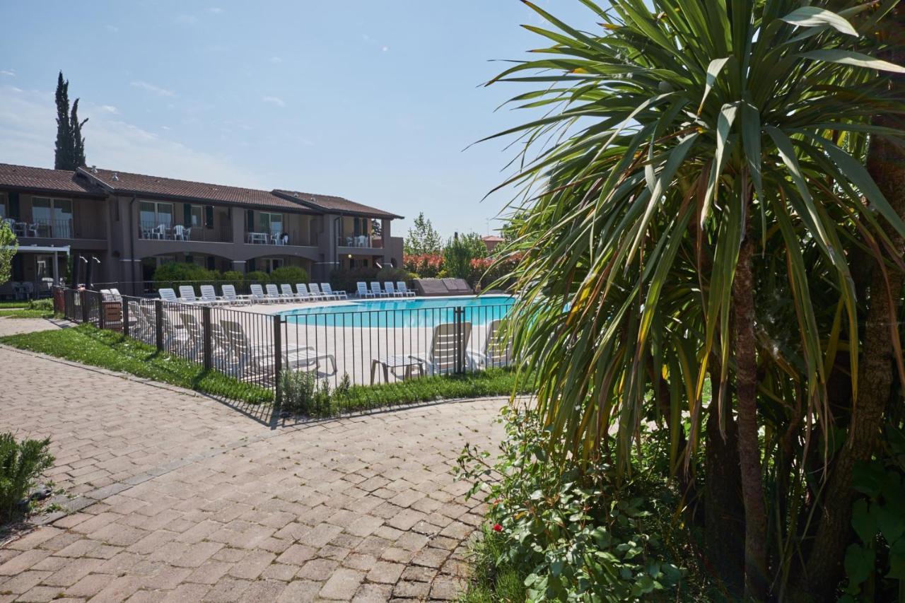Villaggio Turistico Lugana Marina Sirmione Bagian luar foto