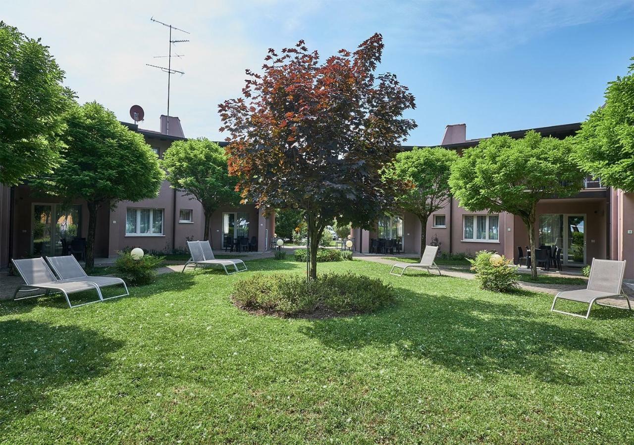 Villaggio Turistico Lugana Marina Sirmione Bagian luar foto